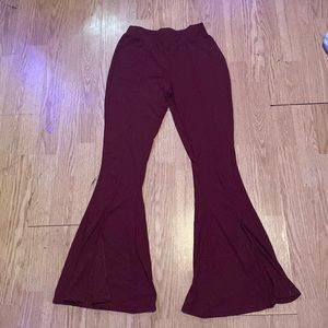 BURGUNDY FLARE HIGH RISE RUE 21 PANTS